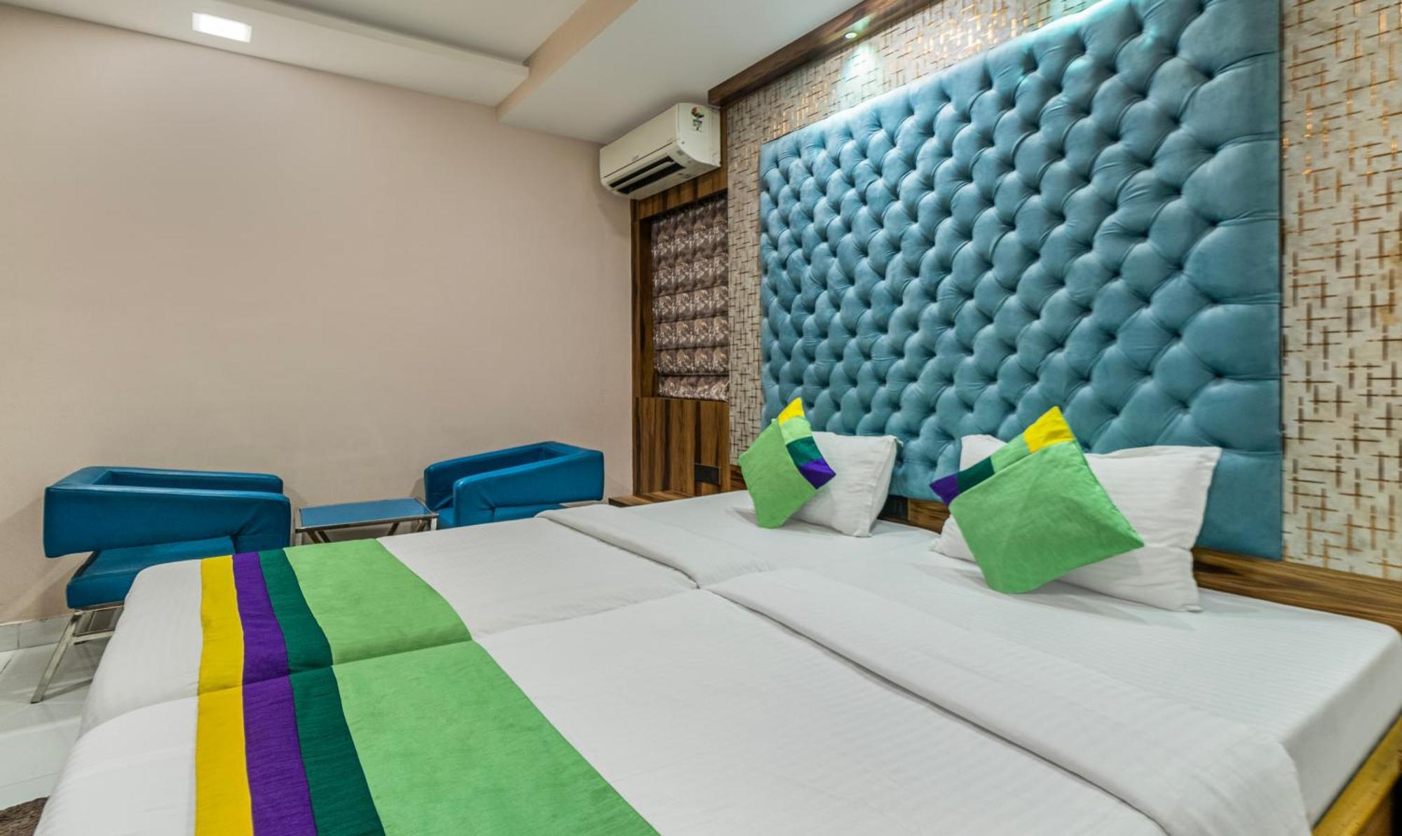 Hotel Orion Crystal Calcutta Extérieur photo