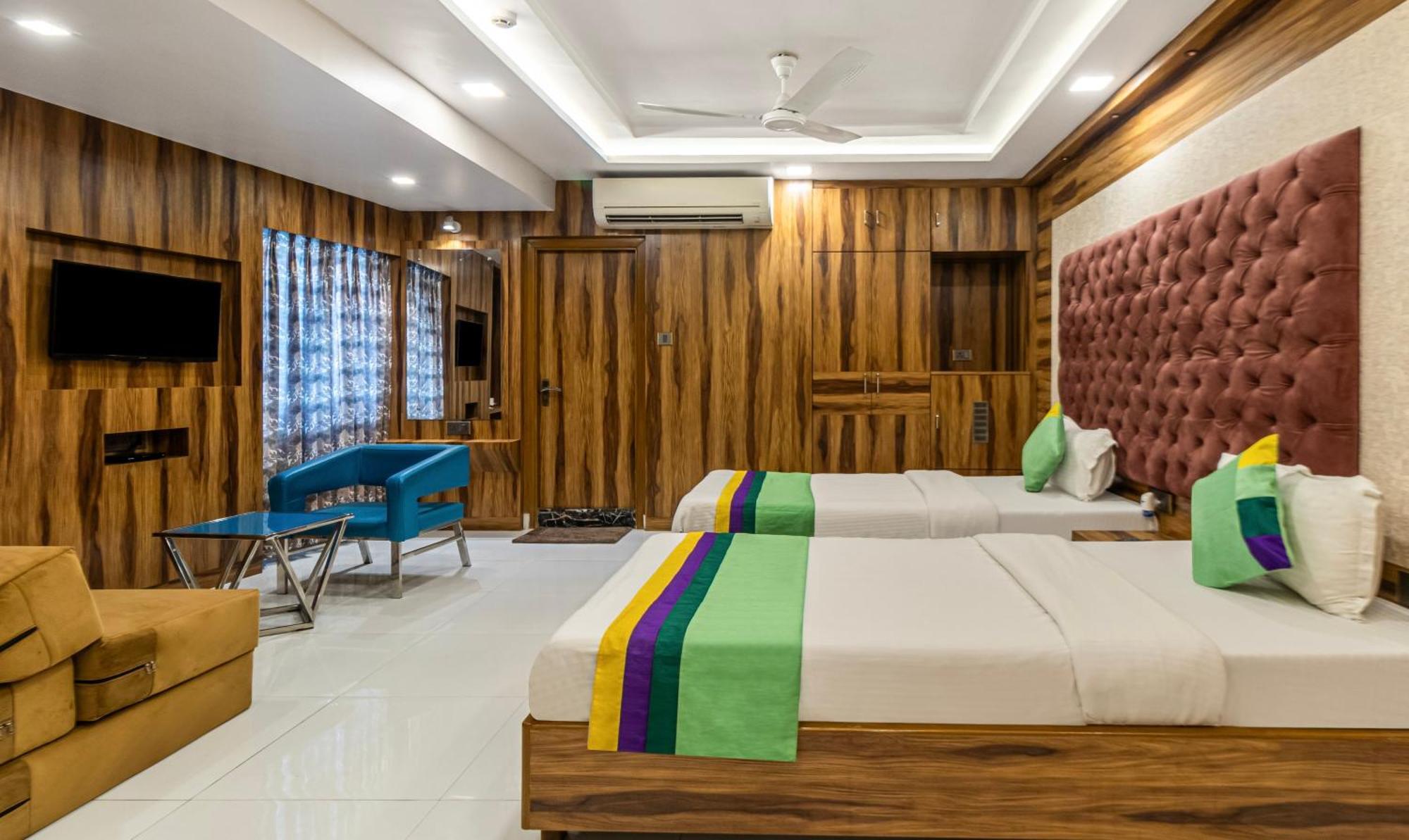 Hotel Orion Crystal Calcutta Extérieur photo